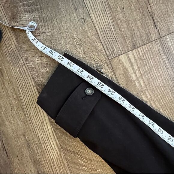 Ralph Lauren Black Trench Coat in Size 40R - Picture 13 of 15